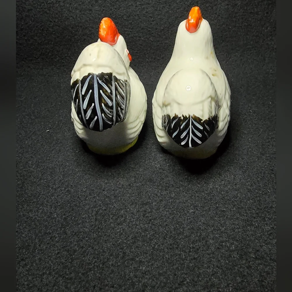Vintage Ceramic Chicken Salt and Pepper Shakers
